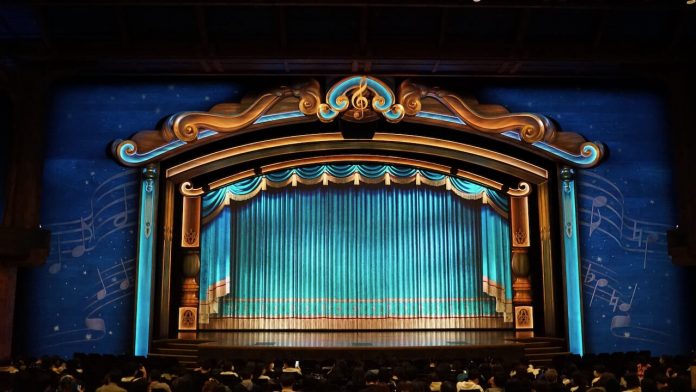 tdl_fantasylandforesttheatre_18
