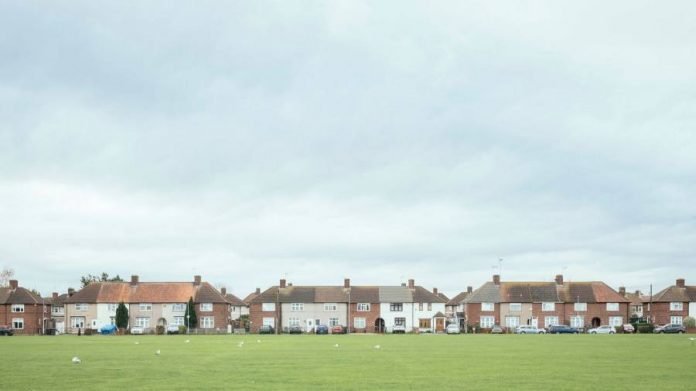   Working class paradise?  Artists celebrate Becontree's 100th anniversary

