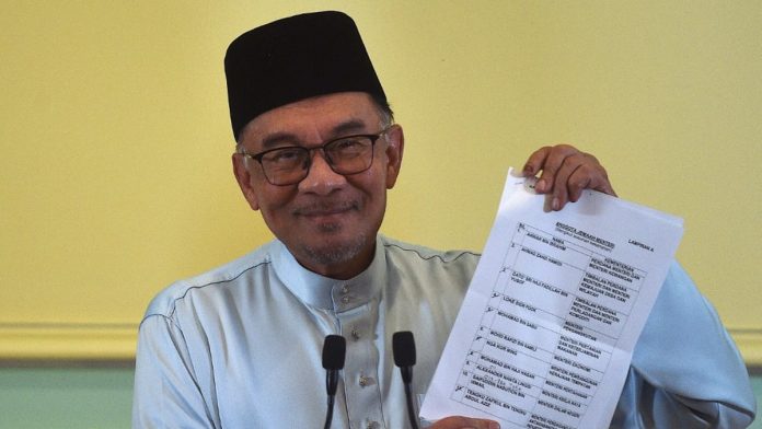 Commentary: Could Anwar's government bring back Kuala Lumpur-Singapore HSR project?
